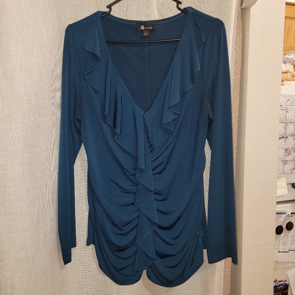 Long-sleeve blouse top XL